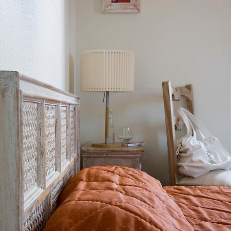 Logis Hotel Les Flots Bleus Beaulieu-sur-Dordogne Bagian luar foto